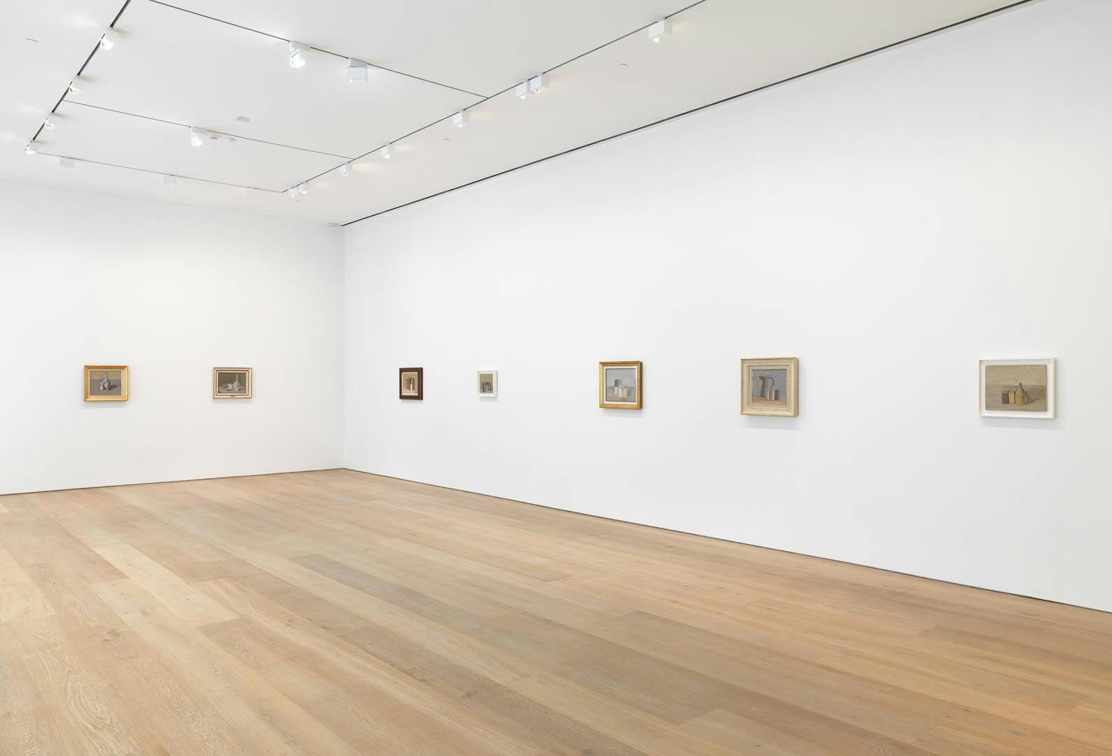Installation view of the exhibition Giorgio Morandi at David Zwirner in New York, dated 2015.