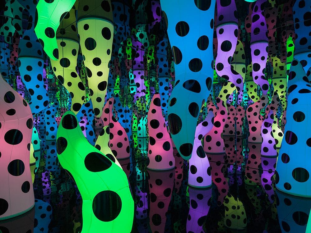 An installation by Yayoi Kusama, titled Love is calling, dated 2013.