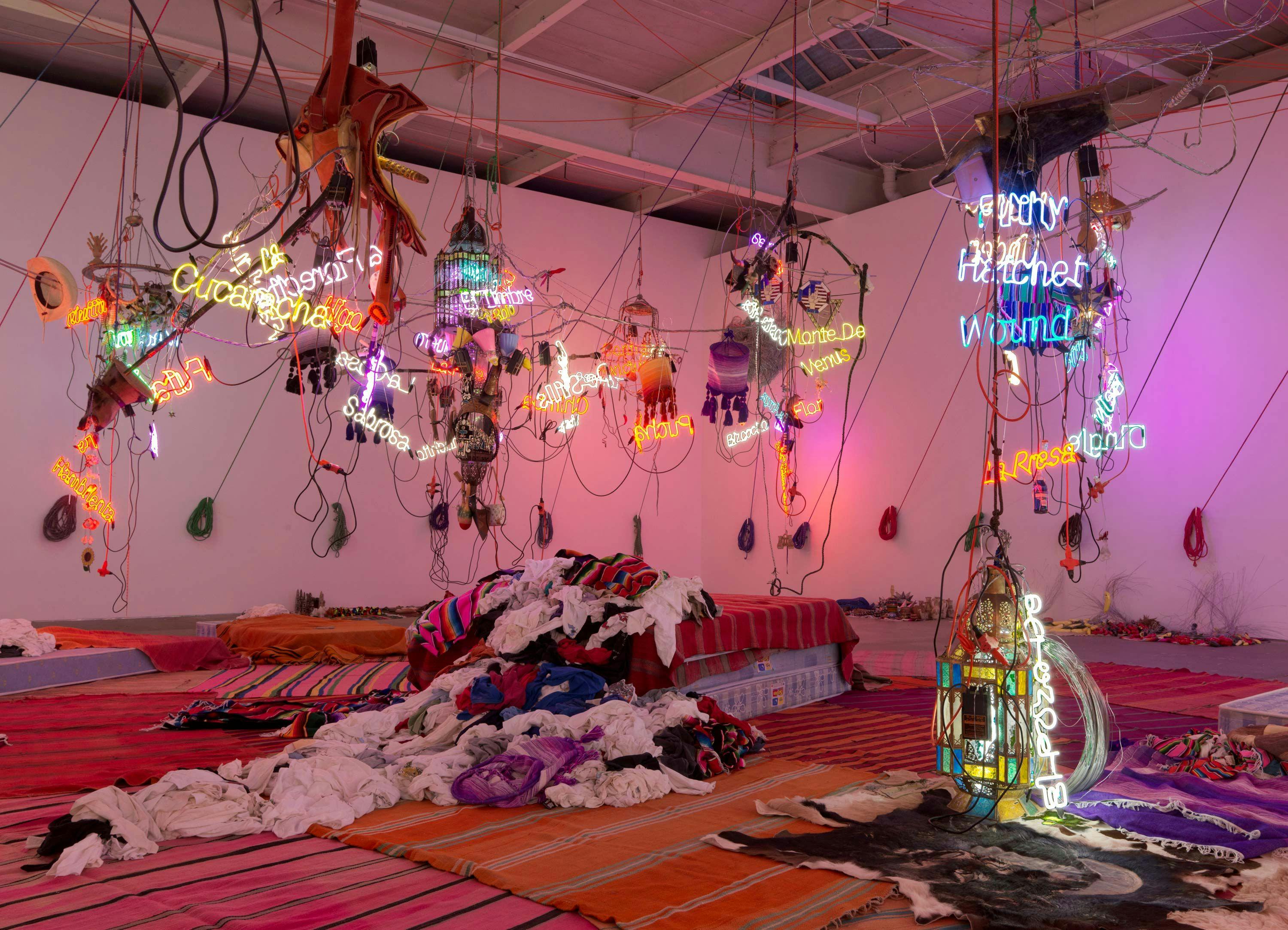An installation view of the exhibition, Jason Rhoades: Tijuanatanjierchandelier at David Zwirner, New York, dated 2019.