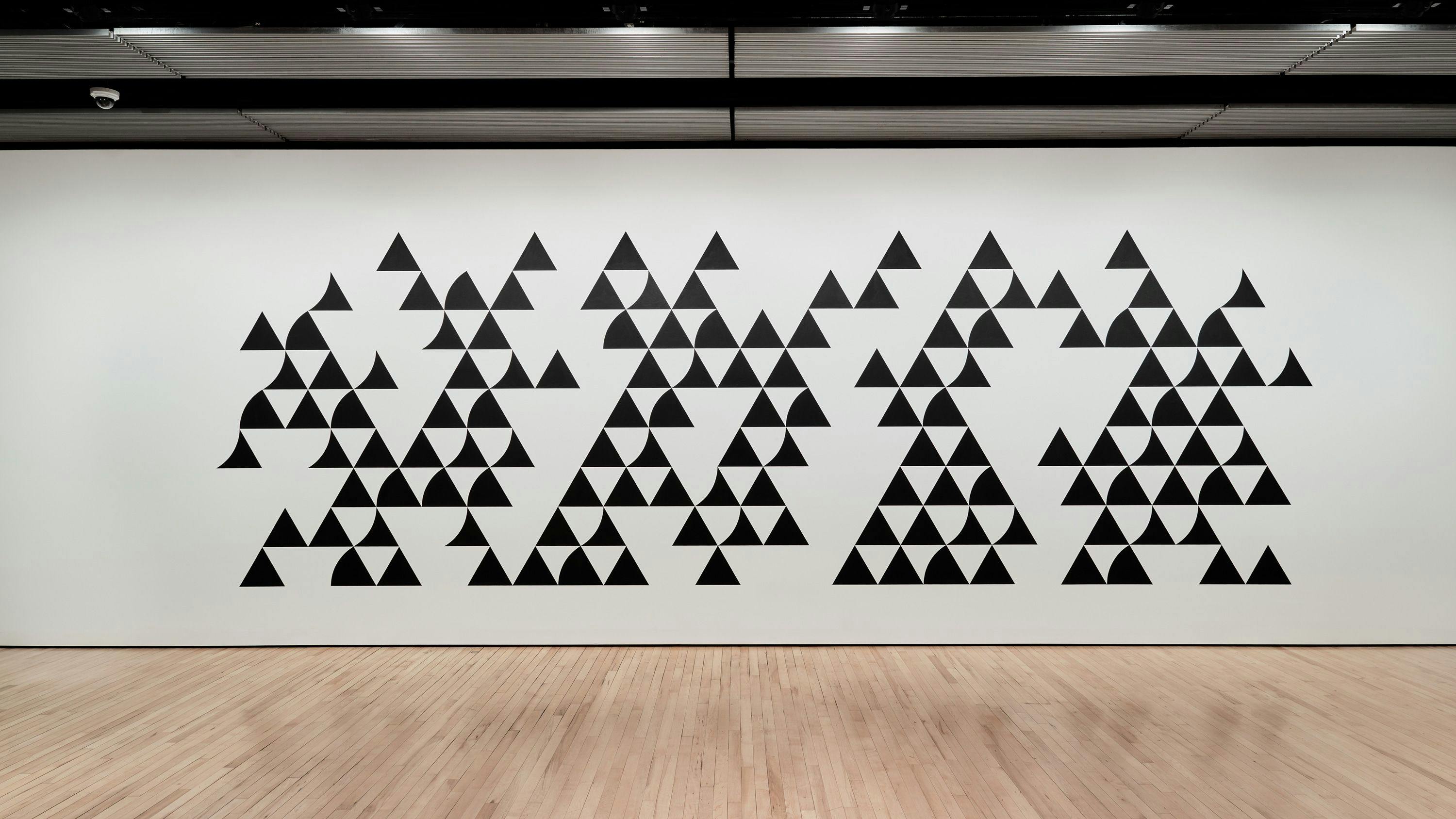An installation view of the exhibition, Bridget Riley at Hayward Gallery, dated in 2019 and 2020.