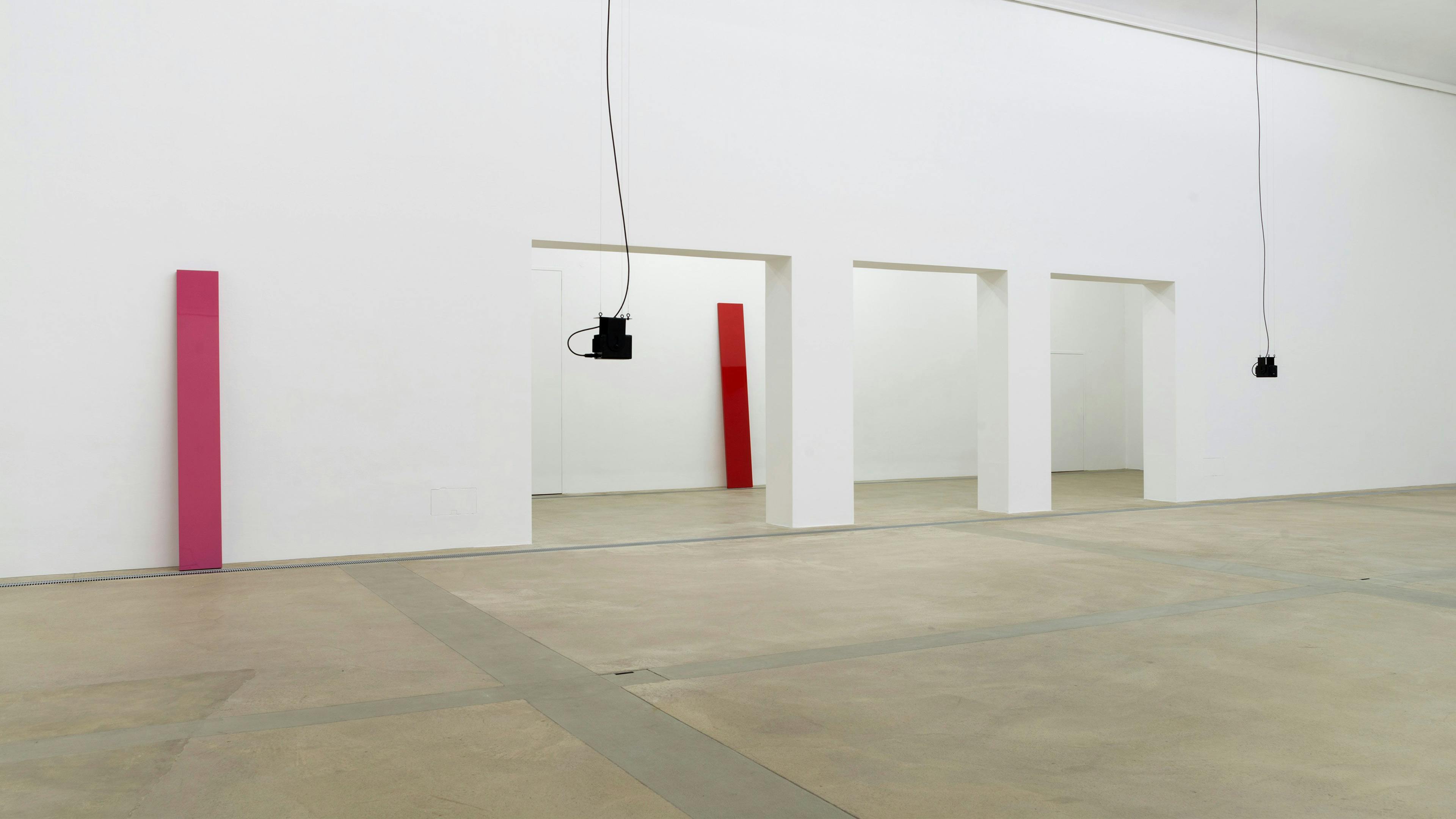 Installation view of Florian Hecker / John McCracken, at Künstlerhaus, Halle für Kunst & Medien in 2015