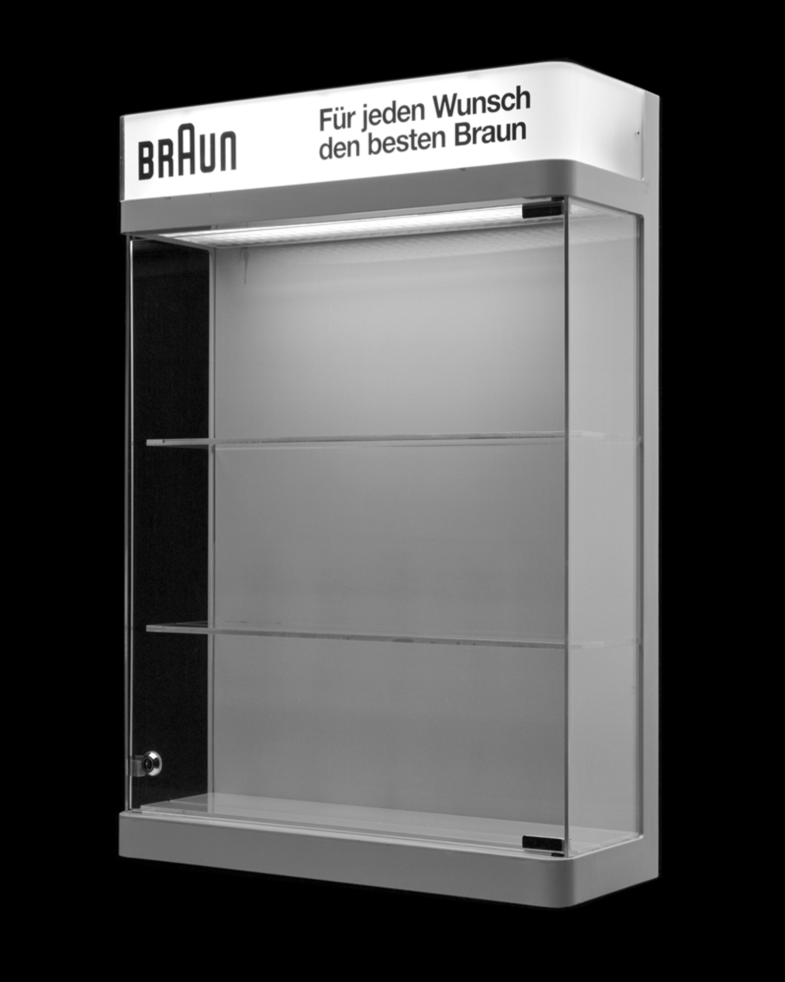 A photograph by Christopher Williams titled Display vitrine (Braun - FuÃàr jeden Wunsch den besten Braun), dated 2013.