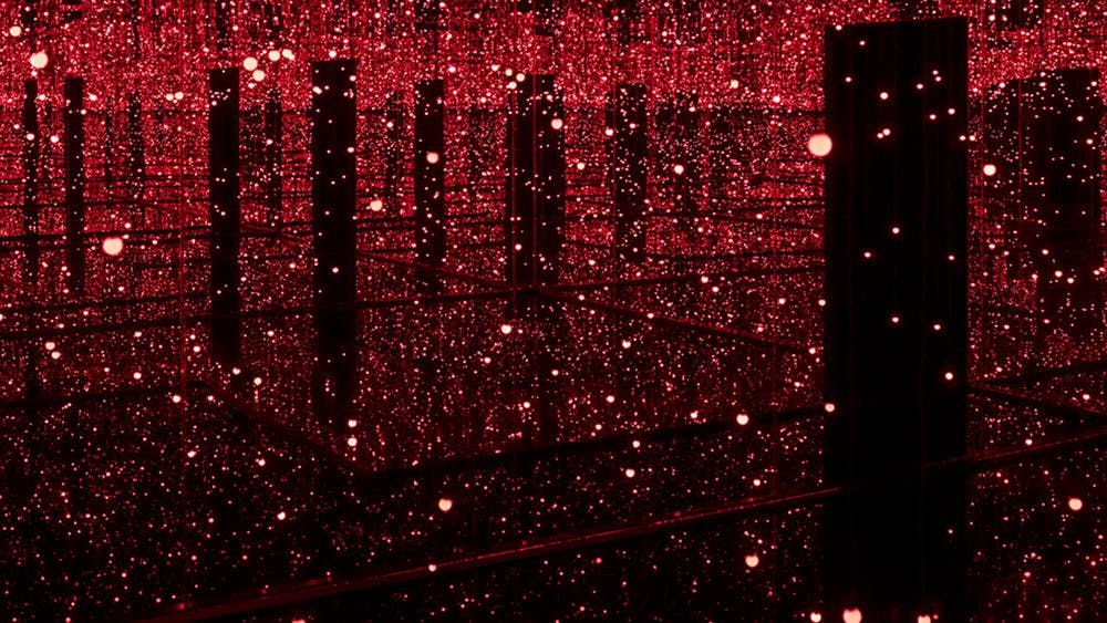 Installation view of Yayoi Kusama: Infinity Mirror Rooms at Tate Modern, 2021 – 2024