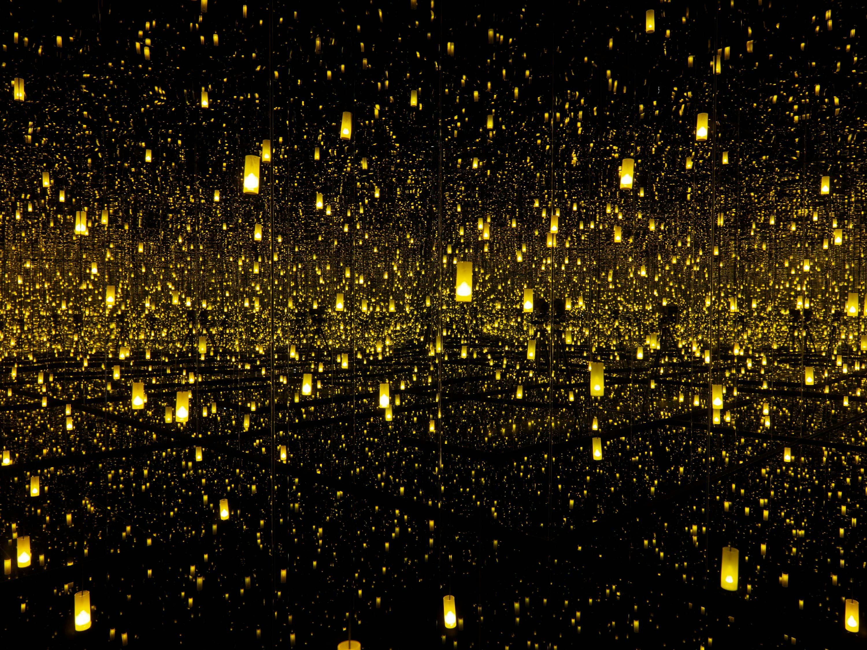 An installation by Yayoi Kusama, titled Aftermath of Obliteration of Eternity, dated 2009.
